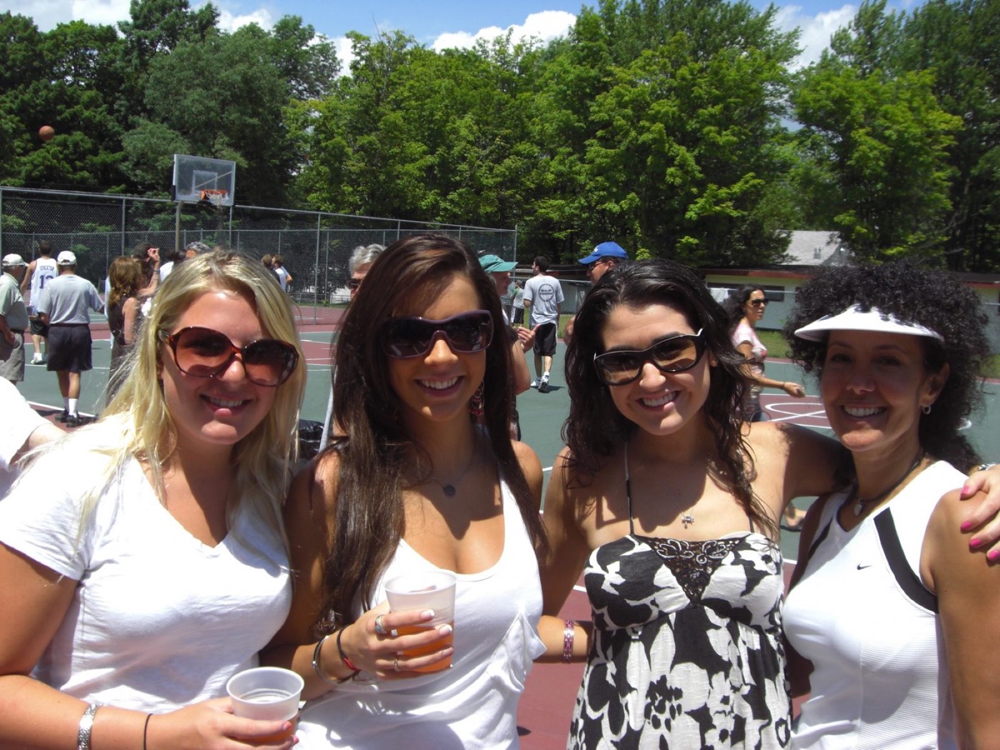 Summer events at Lansman's Bungalow Colony