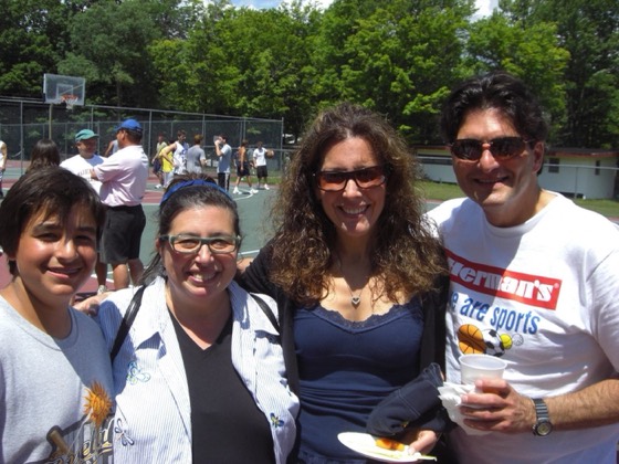 2009 Darts Tournament at Lansman's Bungalow Colony, photo 4