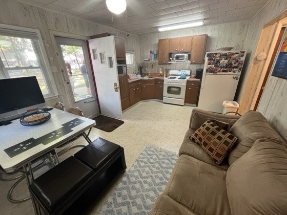 Unit 38 bungalow at Lansman's, Woodbourne NY, photo 9